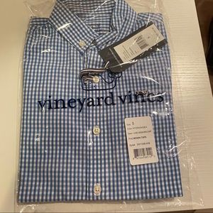 NWT Vineyard vines long sleeved button down size 5